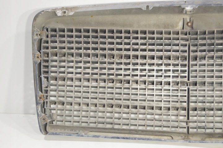 РЕШЕТКА РАДИАТОРА MERCEDES W126 РЕСТАЙЛИНГ 1268880023, фото 13