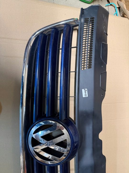 VW T5 Multivan carevelle решетка радиатора оригинал, фото 2