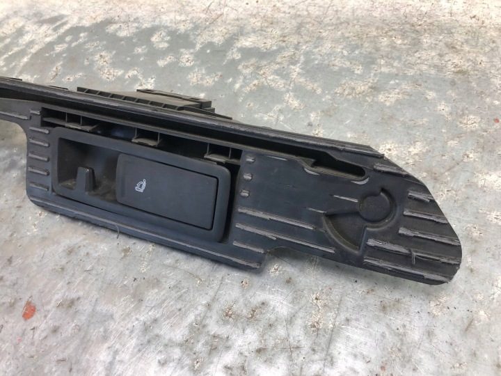 Механизм складывания заднего дивана сидений правый VW Passat B8 3G9862160, фото 2