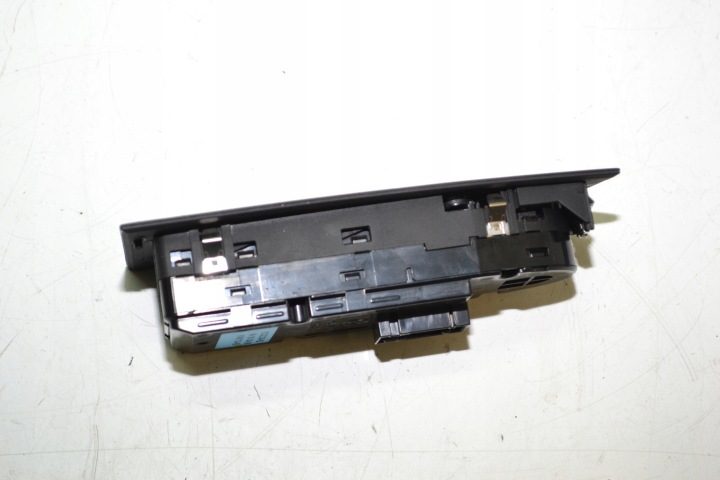 Панель управления стеклоподъемниками BMW E90 E91 9132139-02, фото 3