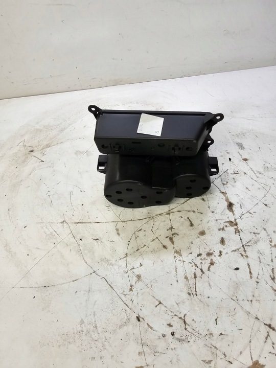 КРОНШТЕЙН БАРДАЧОК ДЛЯ СТАКАНОВ AUDI A4 B8 8K0862533, фото 3