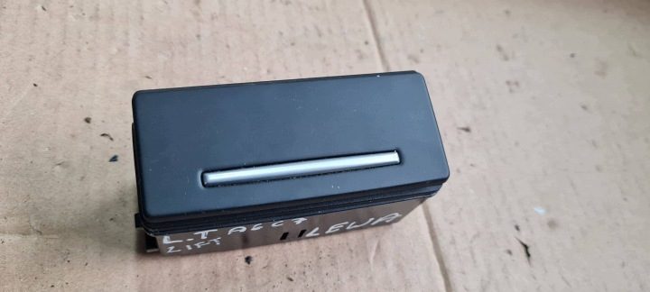A6 C7 4G РЕСТАЙЛИНГ POPILENICZKA ЛЕВЫЙ ЗАДНИЙ ХРОМ 4G8857405BC A7 4G, фото 1