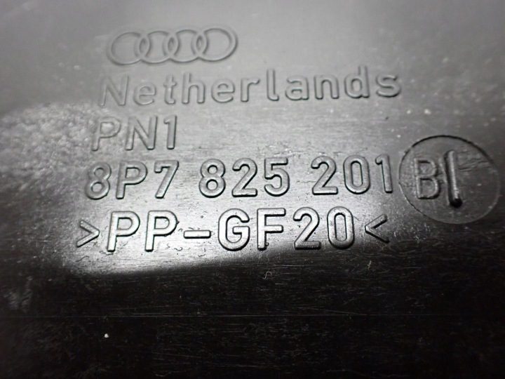 Защита днища левая оригинал 8P7825201B Audi A3 8P 09 г., фото 3