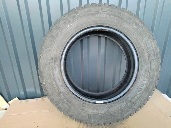 ШИНА MICHELIN AGILIS CrossClimate 235/65R16C 121R 2022 г. 6,9 мм, фото 1