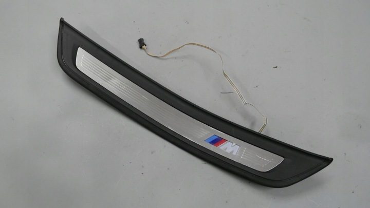 BMW G30 G31 НАКЛАДКА ПОРОГА С ПОДСВЕТКОЙ ПРАВАЯ ЗАДНЯЯ M-ПАКЕТ 8064906, фото 3