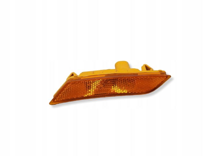 Cadillac XT6 84573587 Правая сторона Катафот в бампере переднем, фото 1