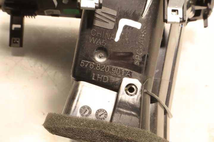 Дефлектор обдува левый Seat Ateca, фото 8