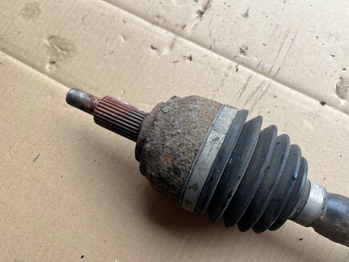 ПОЛУОСЬ ЛЕВАЯ ДЛИННАЯ RENAULT LAGUNA III 2007-2011 2.0T, фото 2