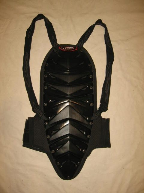 Ochraniacz Dainese Manis D1 59, фото 1