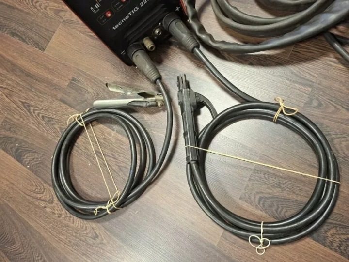 Сварочный аппарат ИДЕАЛЬНЫЙ Tecnotig 220 IGBT AC/DC Pulse MMA MPX TIG HF комплект, фото 2