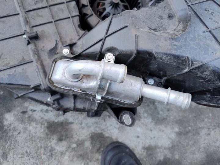 ОТОПИТЕЛЬ ЗАДНИЙ В СБОРЕ VOLKSWAGEN T6 7E0819004E, фото 4