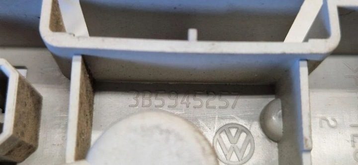 Контакты заднего фонаря VW PASSAT B5 (3B2) 3B5945257 1.9L дизель 66 кВт 1997, фото 5