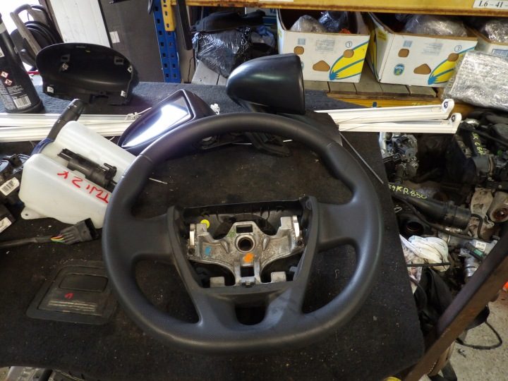Руль Renault Twizy, фото 1