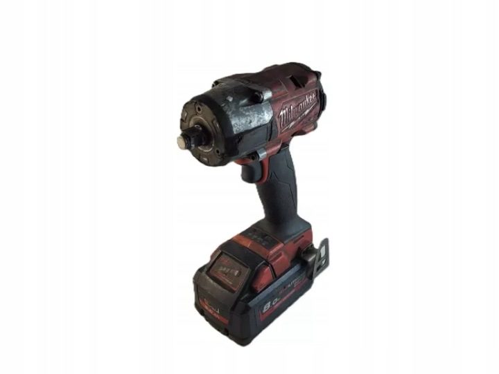 Ударный гайковерт Milwaukee аккумуляторный 1/2'' 881 Н·м с кейсом, фото 1