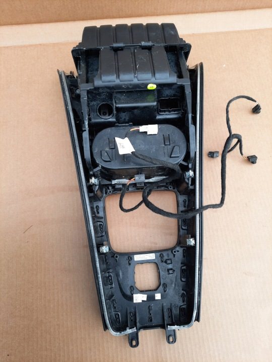 РАМКА ПОЛКА ЦЕНТРАЛЬНЫЙ ТОННЕЛЬ MERCEDES A КЛАСС W177, фото 5