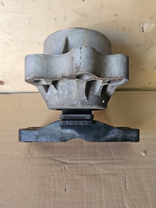Ford OE BK216F012AD Опора двигателя, фото 2
