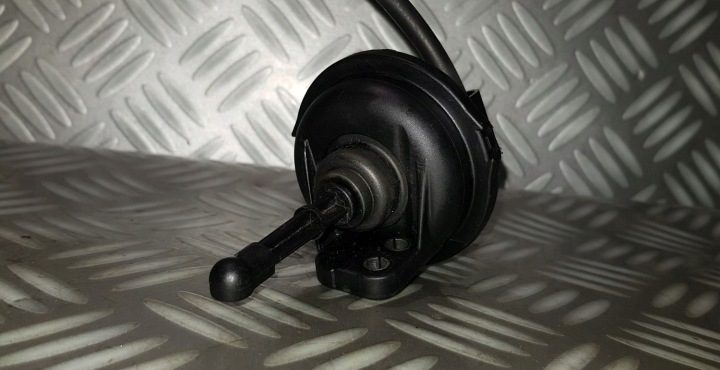 BMW E53 E60 E65 E90 3.0 дизель M57N ВАКУУМНИК ВАКУУМА ВПУСКНОЙ КОЛЛЕКТОР 7786961, фото 5
