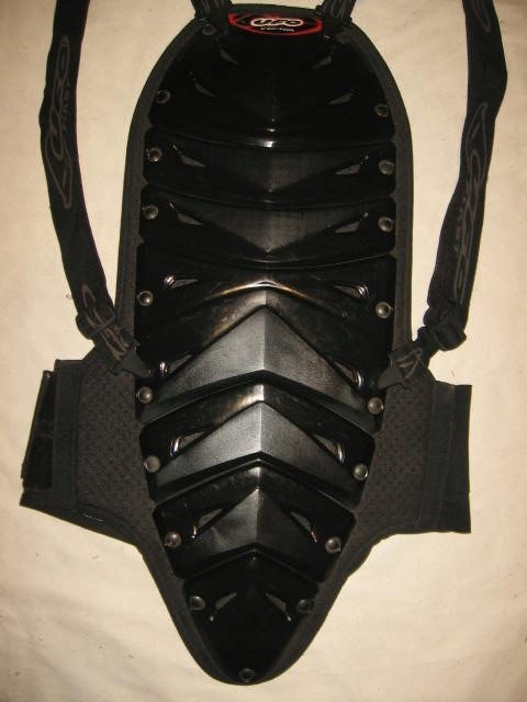 Ochraniacz Dainese Manis D1 59, фото 4