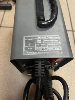 Зарядное устройство пусковое устройство автомобильное inwerterowy Majster busy грузовика MP0110, фото 2