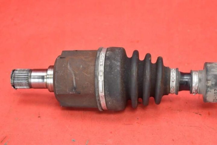 Полуось левая передняя механика 44306-SMJ-G011-M1 Honda Civic VIII 2.2 i-Ctdi 140 л.с., фото 2