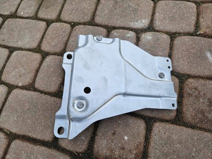 Кронштейн пластина защита 55B Toyota Highlander XU70 55B, фото 1