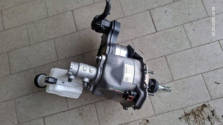 Вакуумный усилитель главный тормозной цилиндр Renault Espace VI 460075052R, фото 1