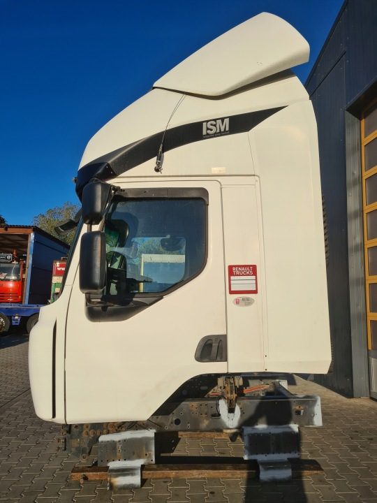 КАБИНА В СБОРЕ RENAULT GAMA D D12 EURO 6, фото 6
