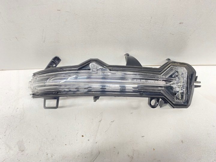ФОНАРЬ ПОВОРОТНИК ЗЕРКАЛА ЛЕВЫЙ LED BMW 2 U06 X1 U11 U12 X2 U10, фото 1