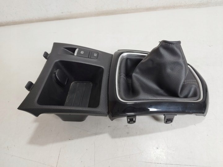 Чехол рамка переключения передач Nissan OE 96935HV50A, фото 3