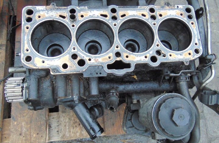 БЛОК ШОРТ-БЛОК ВАЛ ПОРШНИ VW GOLF 5 В 1.9TDI BLS ЕВРОПА, фото 1
