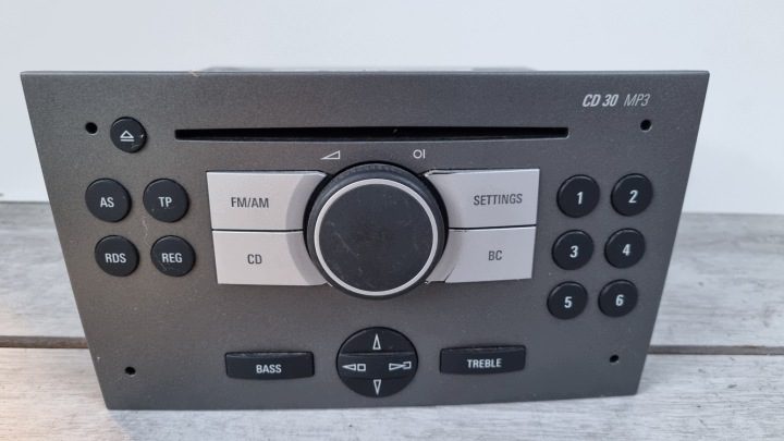 Магнитола cd30 mp3 Opel Corsa c рестайлинг Meriva Tigra Vivaro Combo WYLOGOWANE, фото 1
