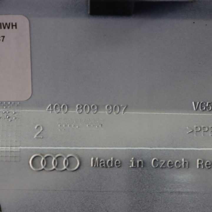 Audi A6 C7 Крышка Лючок Горловины бензобака Белый Ibis - Y9C 4G0809907, фото 12