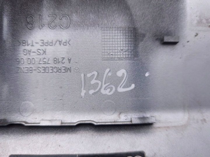 MERCEDES CLS C218 Лючок горловины бензобака OE, фото 8