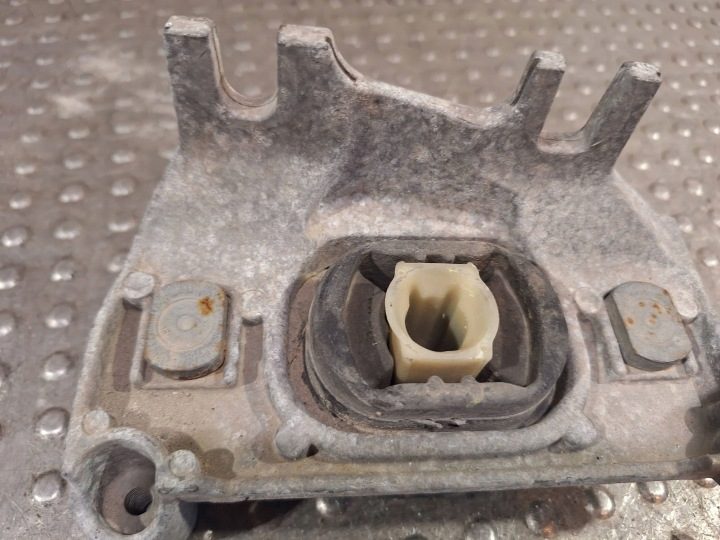 Dacia OE 112228880R, фото 4
