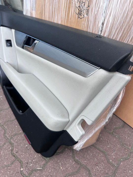 MERCEDES C КЛАСС W204 ОБШИВКА ДВЕРИ ПЕРЕДНЯЯ PODŚWIET LED SIWA КОЖА, фото 6