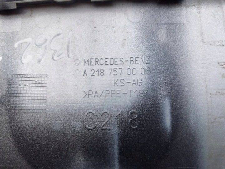 MERCEDES CLS C218 Лючок горловины бензобака OE, фото 9