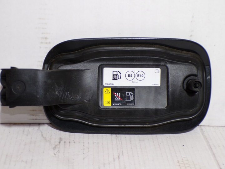 VOLVO V60 II 20 г. ЛЮЧОК ГОРЛОВИНЫ БЕНЗОБАКА БЕНЗИН, фото 2