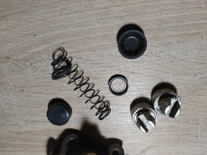 Warszawa M20 сирена Fiat FSO FSM Skoda VW цилиндр тормоза, фото 3