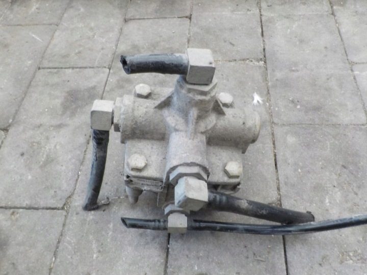 КЛАПАН УСКОРИТЕЛЬНЫЙ DAF 106, 9730113000, фото 1