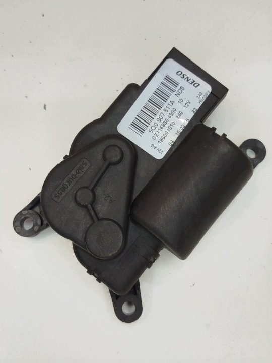 VW PASSAT B8 МОТОРЧИК ЗАСЛОНКИ ОБДУВА ПЕЧКИ КОНДИЦИОНЕРА 5Q0907511A, фото 1