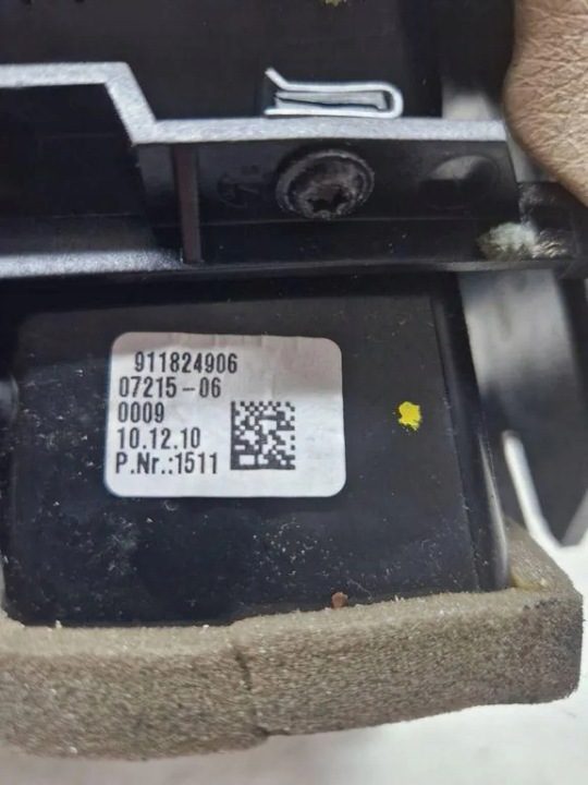 Задняя решетка вентиляционная BMW 7 (F01, F02) 911824906 4.4L бензин 2010, фото 5