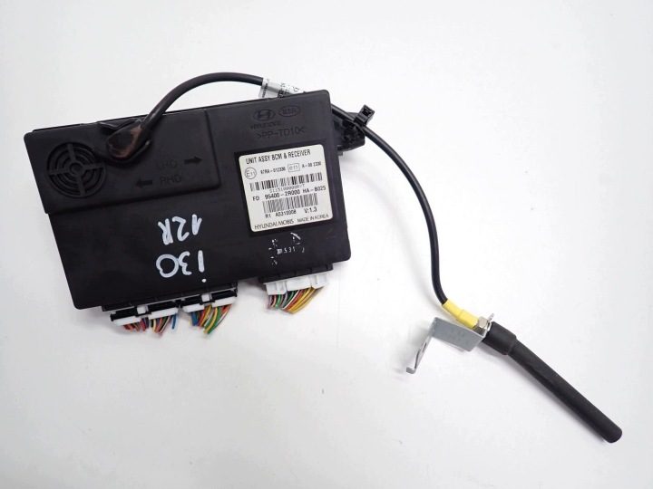 Блок управления BCM 95400-2R000 Hyundai I30 12 г., фото 1