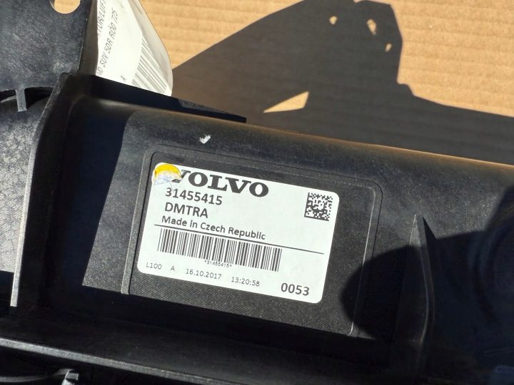 Шторка воздуховод Volvo XC40 31455415, фото 3