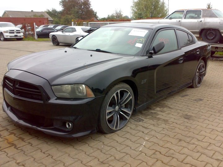 Dodge Charger SRT8 6.4 v8 2011 - 2014 капот фара крыло переднее четверть, фото 1