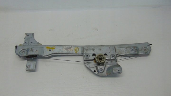 Стеклоподъемник двери Peugeot OE 9806088080, фото 1
