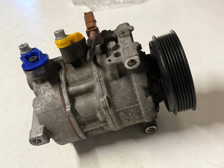 Компрессор кондиционера Audi A4 B8 8T0260805F, фото 4