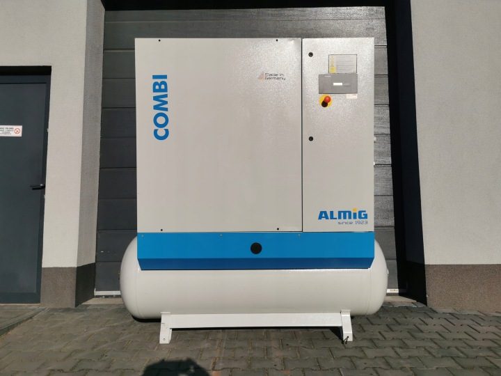 Компрессор масляный Comprag AZT śrubowy COMPRAG FRD-22 500 l. 22 кВт 500 l 10 бар, фото 1