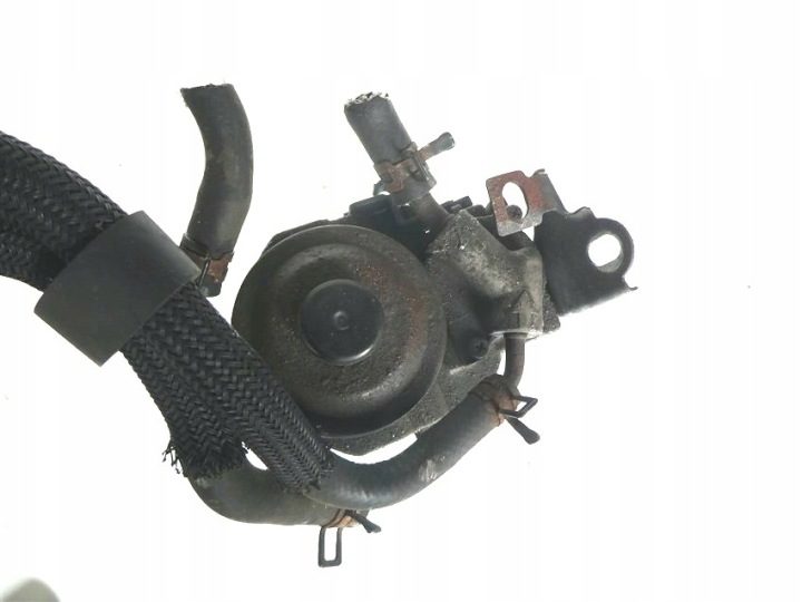 Основание корпус топливного фильтра Toyota Yaris II 1.4 D4D 2005-2011 год, фото 3