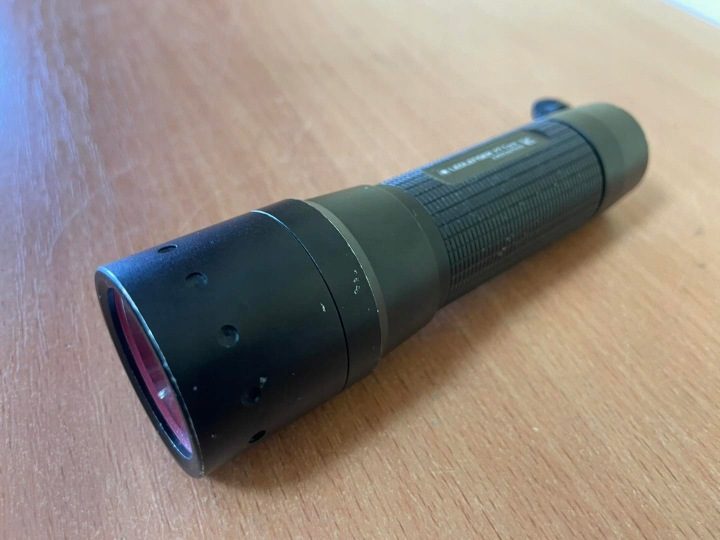 ФОНАРИК КЛАССИЧЕСКИЙ LEDLENSER 450 ЛМ LM P7 CORE, фото 4