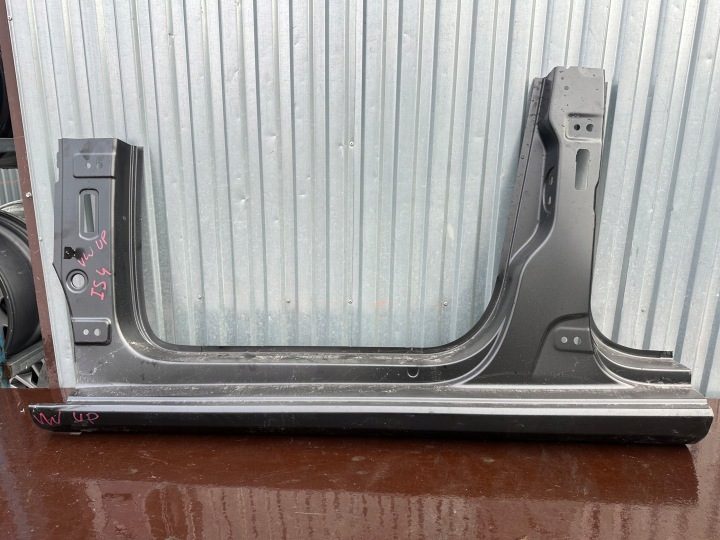 Левый порог обшивка VW UP 1S 1S4, фото 1